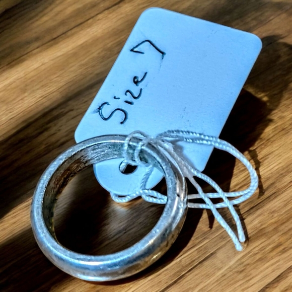 Set Of Four Silver-Tone Men's Fashion Statement Ring Bands - Picture 10 of 10